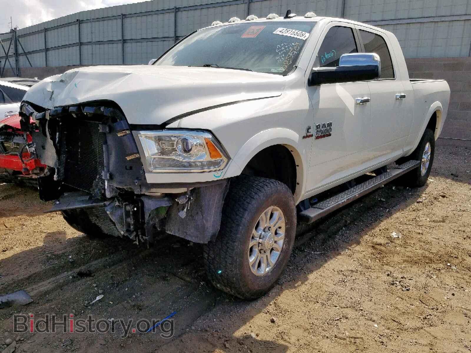 2016 RAM 2500 LARAM - VIN: 3C6UR5NL9GG244878 - Фото 2