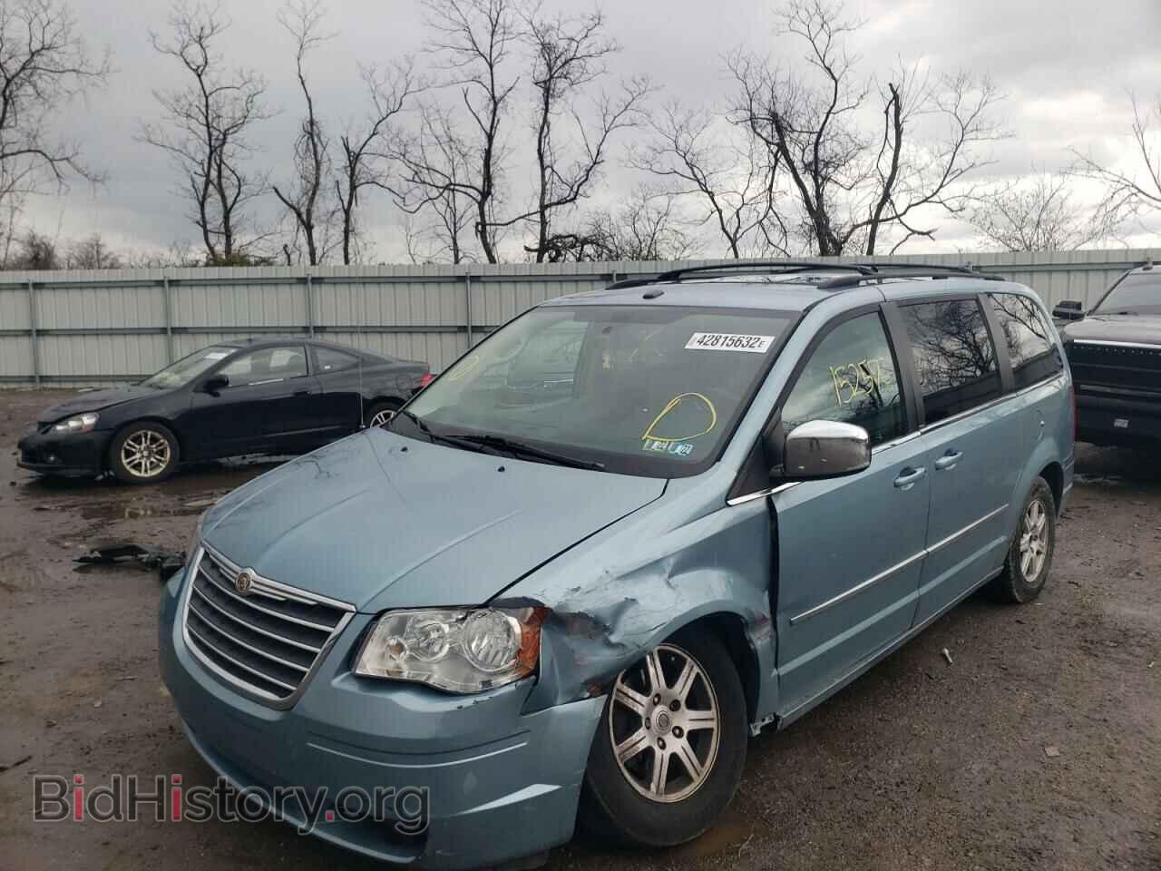 2010 CHRYSLER MINIVAN - VIN: 2A4RR8D16AR414948 - Фото 2