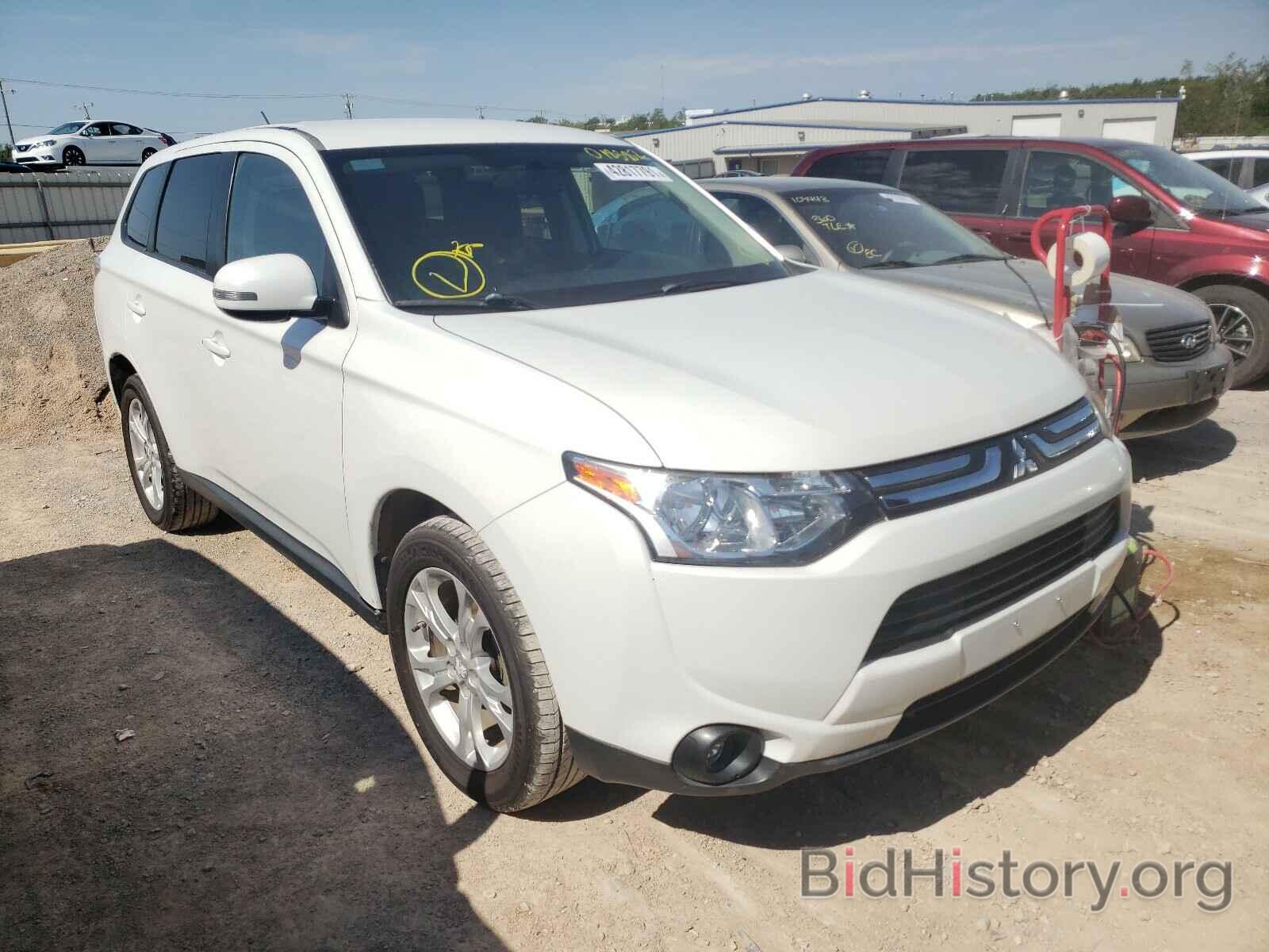 Photo JA4AZ3A35EZ018382 - MITSUBISHI OUTLANDER 2014