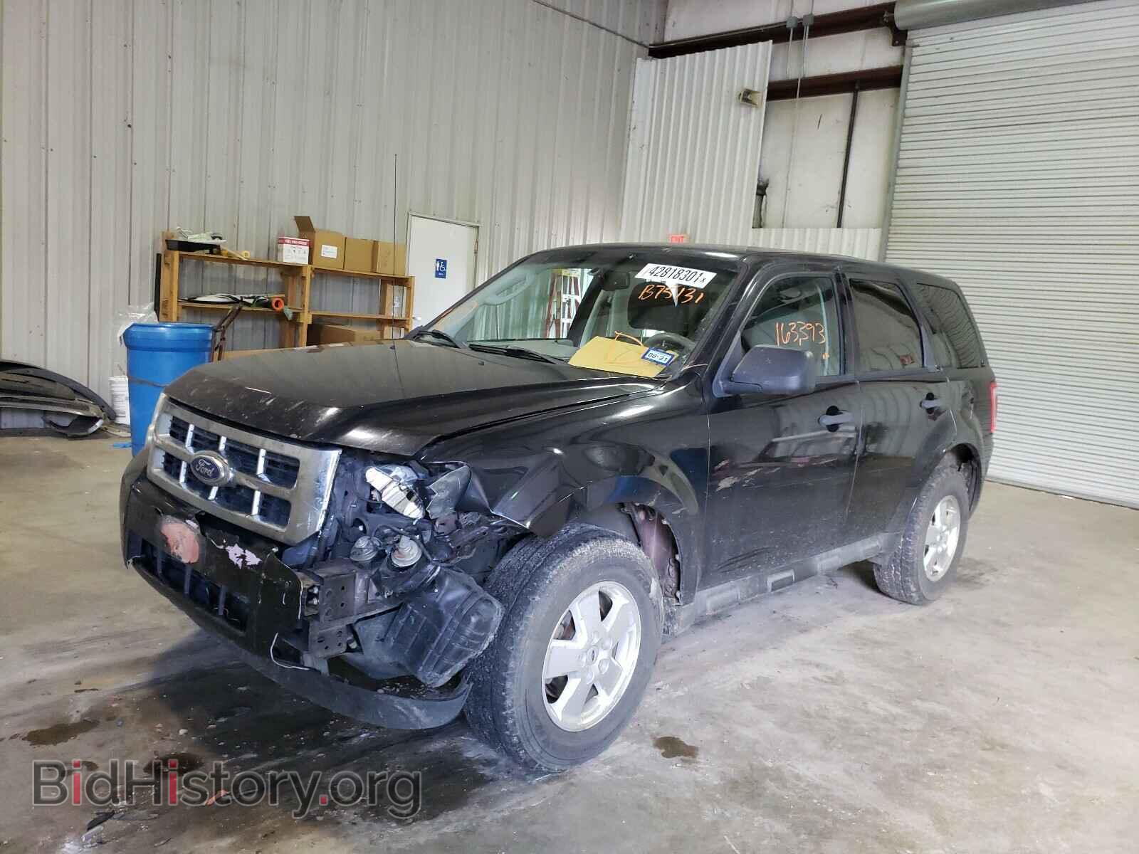 2011 FORD ESCAPE - VIN: 1FMCU9C78BKB75131 - Фото 2