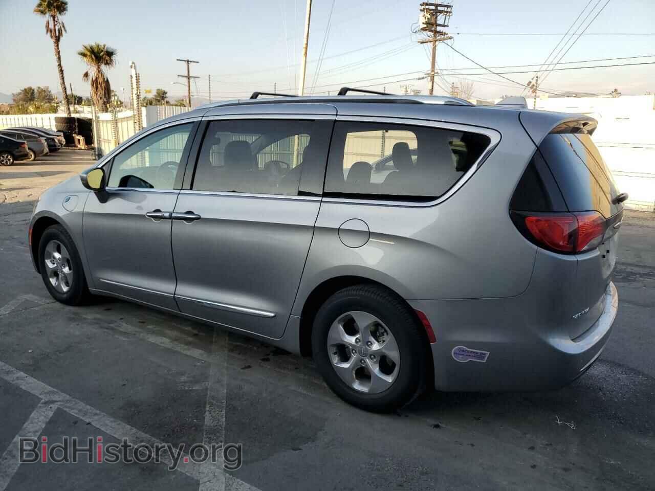 2019 CHRYSLER PACIFICA - VIN: 2C4RC1L70KR590352 - Фото 2