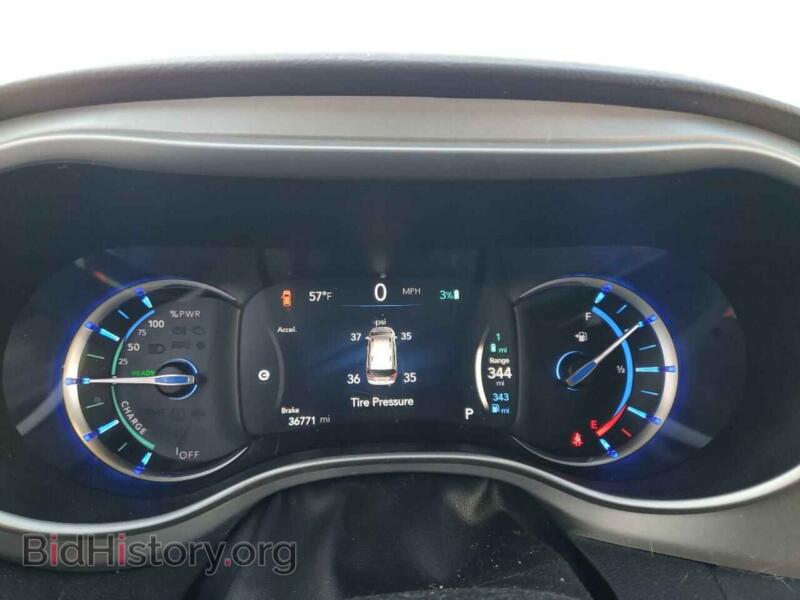 2019 Chrysler PACIFICA (VIN 2C4RC1L70KR590352) — фото 9 из 14