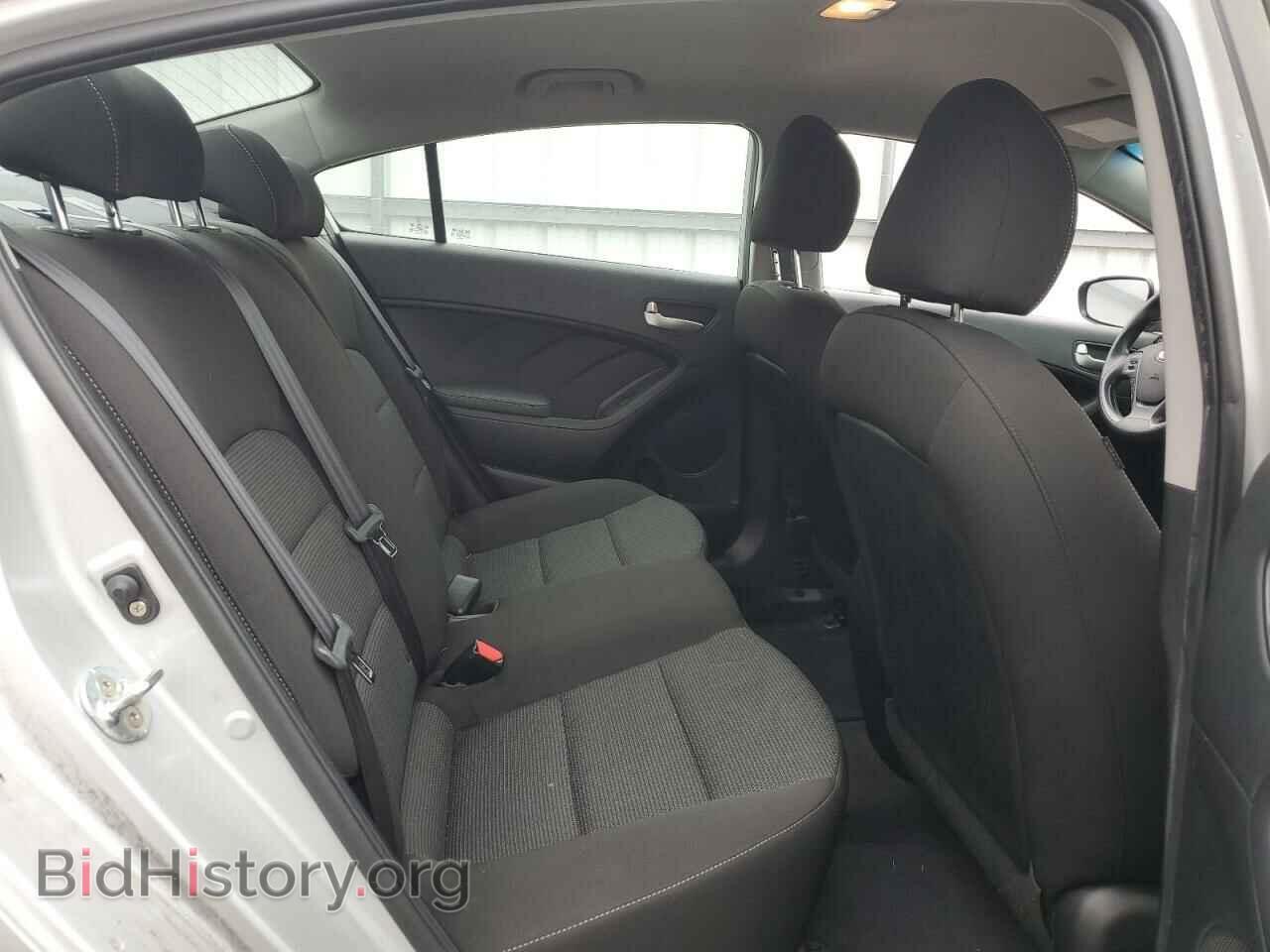 2017 KIA FORTE - VIN: 3KPFK4A7XHE135710 - Фото 10