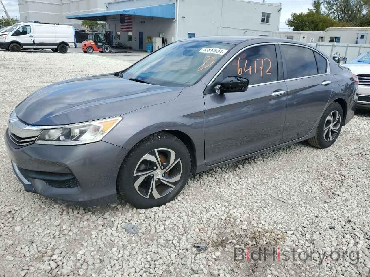 Photo 1HGCR2F37HA152395 - HONDA ACCORD 2017