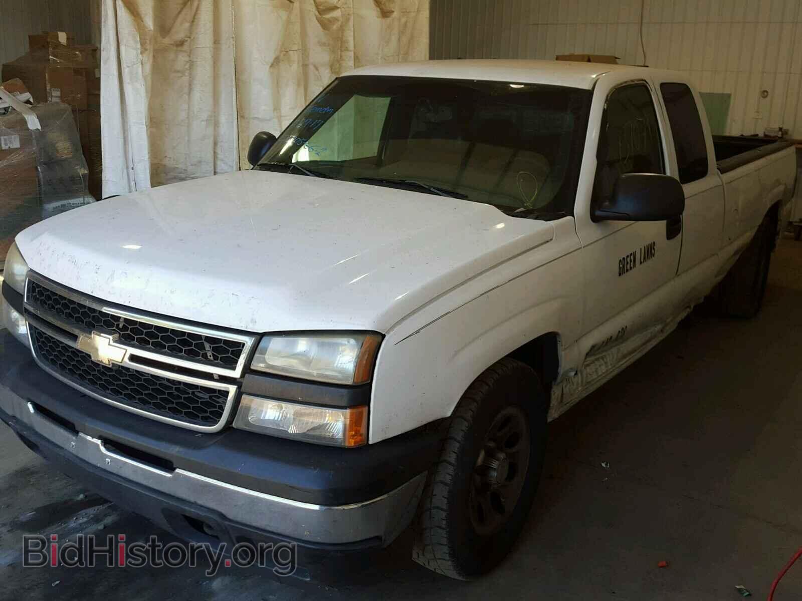 2006 CHEVROLET SILVERADO - VIN: 1GCEC19Z86E175872 - Photo 2