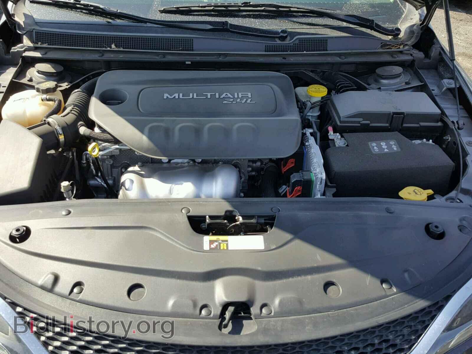 2016 CHRYSLER 200 - VIN: 1C3CCCAB7GN117792 - Photo 7