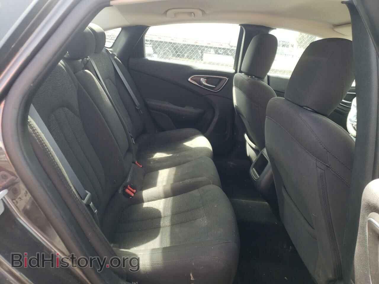 2016 CHRYSLER 200 - VIN: 1C3CCCAB5GN133232 - Фото 6