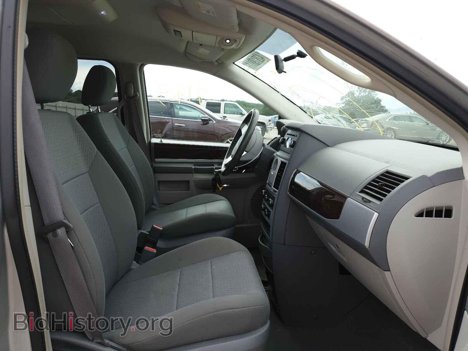 2010 CHRYSLER MINIVAN - VIN: 2A4RR5D14AR221342 - Фото 5