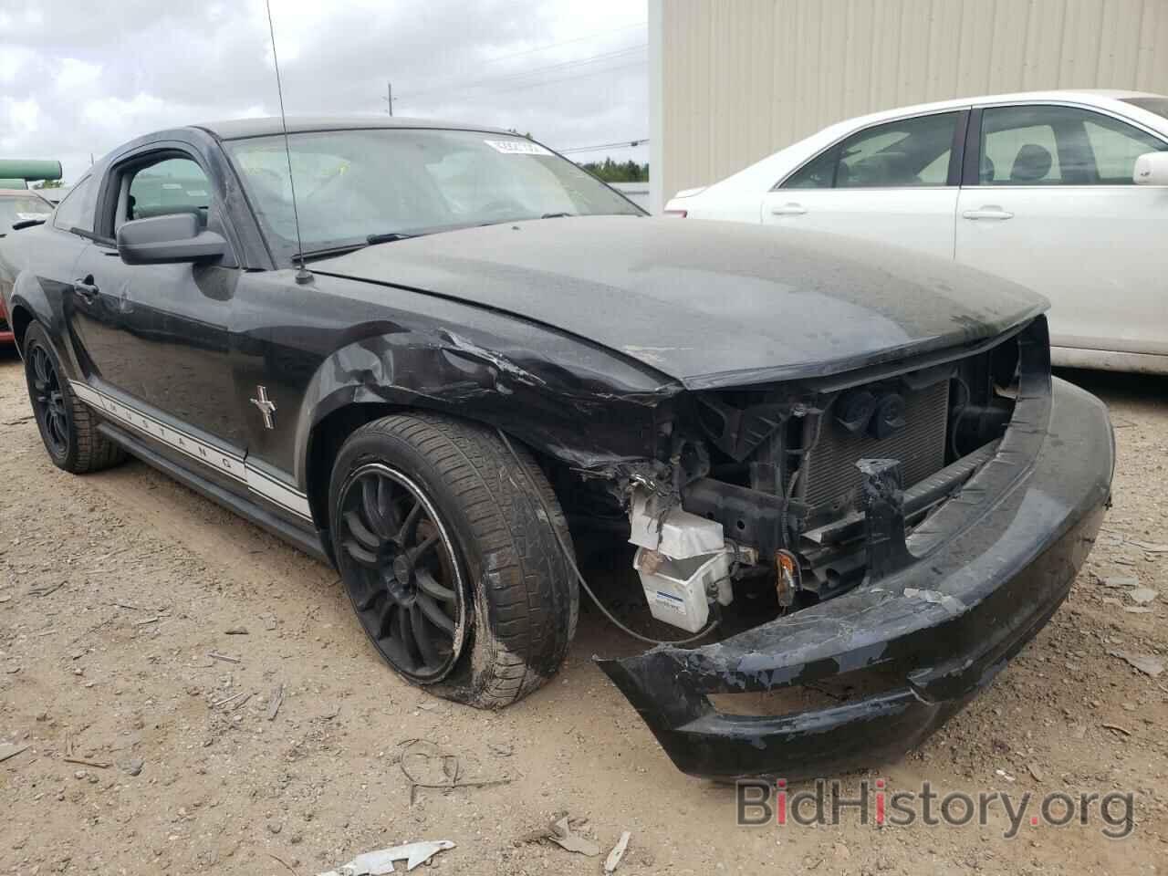 Photo 1ZVFT80N675288810 - FORD MUSTANG 2007