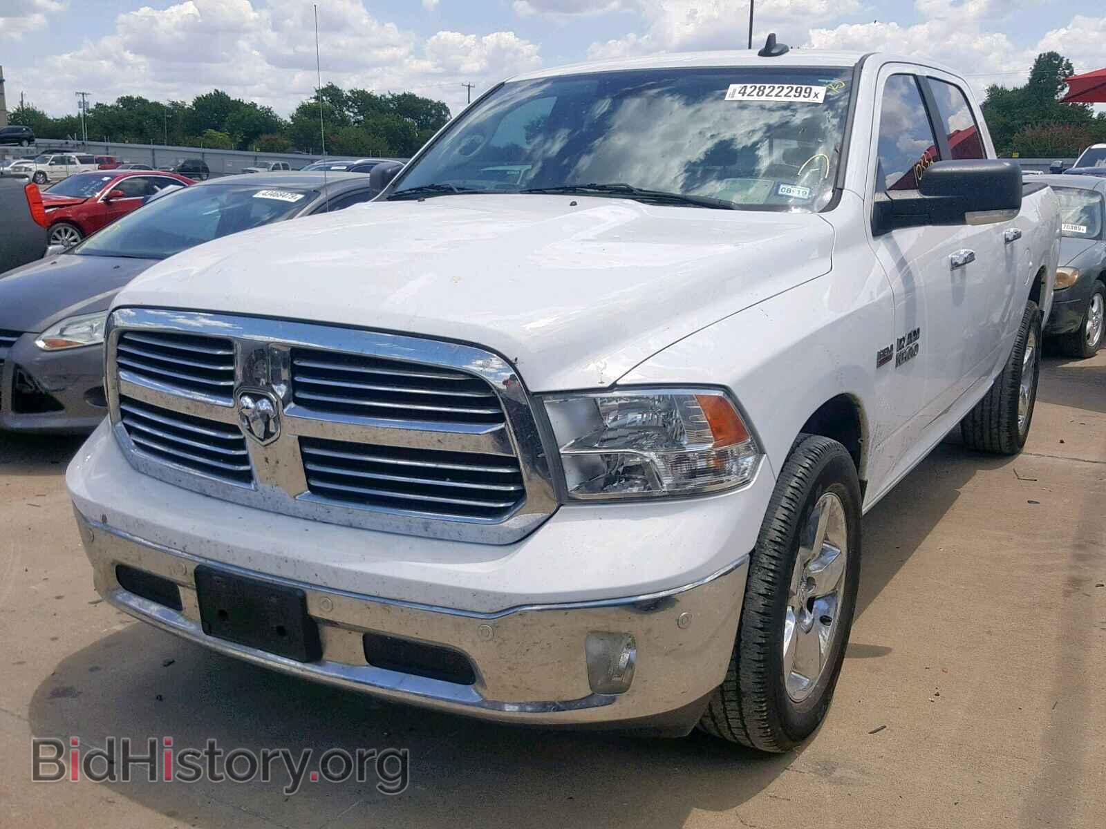 2017 RAM 1500 SLT - VIN: 3C6RR6LT6HG530025 - Фото 2