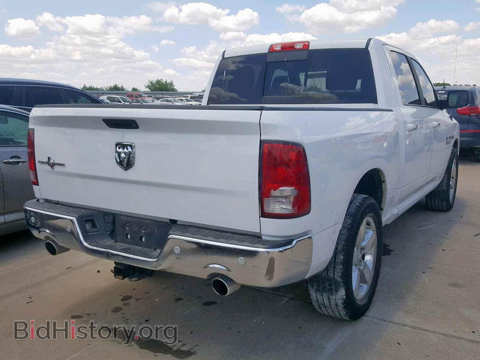 2017 RAM 1500 SLT - VIN: 3C6RR6LT6HG530025 - Фото 4