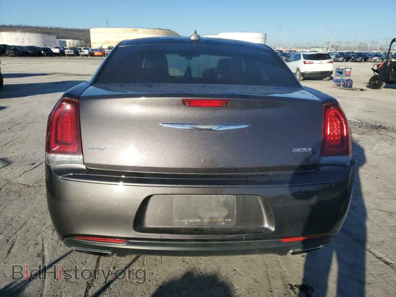 2017 CHRYSLER 300 - VIN: 2C3CCAGG8HH604002 - Фото 6