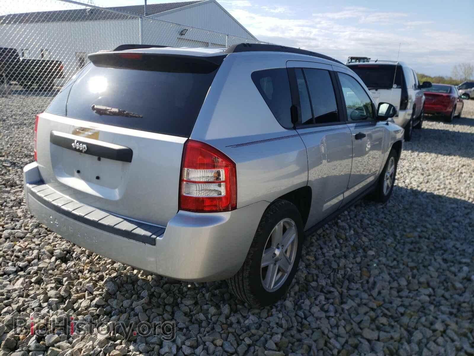 2009 JEEP COMPASS - VIN: 1J4FT47A49D124599 - Фото 4