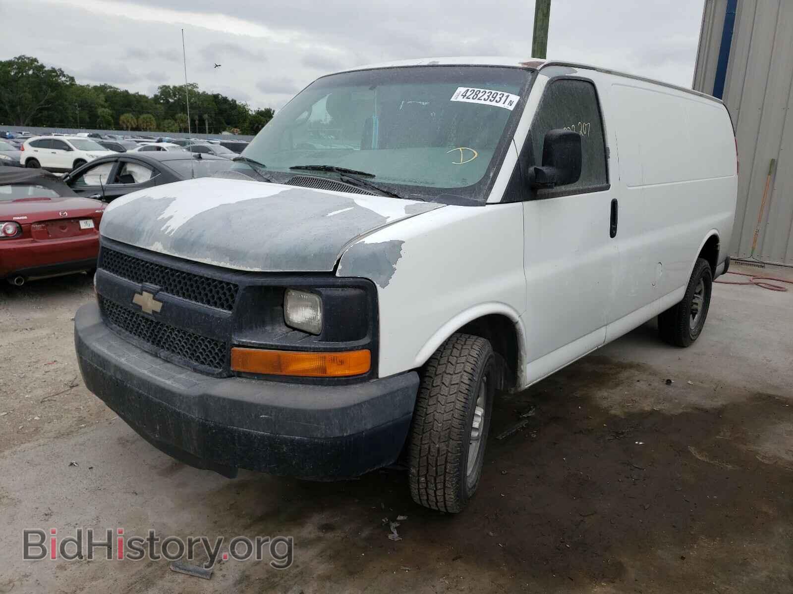 2011 CHEVROLET EXPRESS - VIN: 1GCWGFCA8B1188535 - Фото 2
