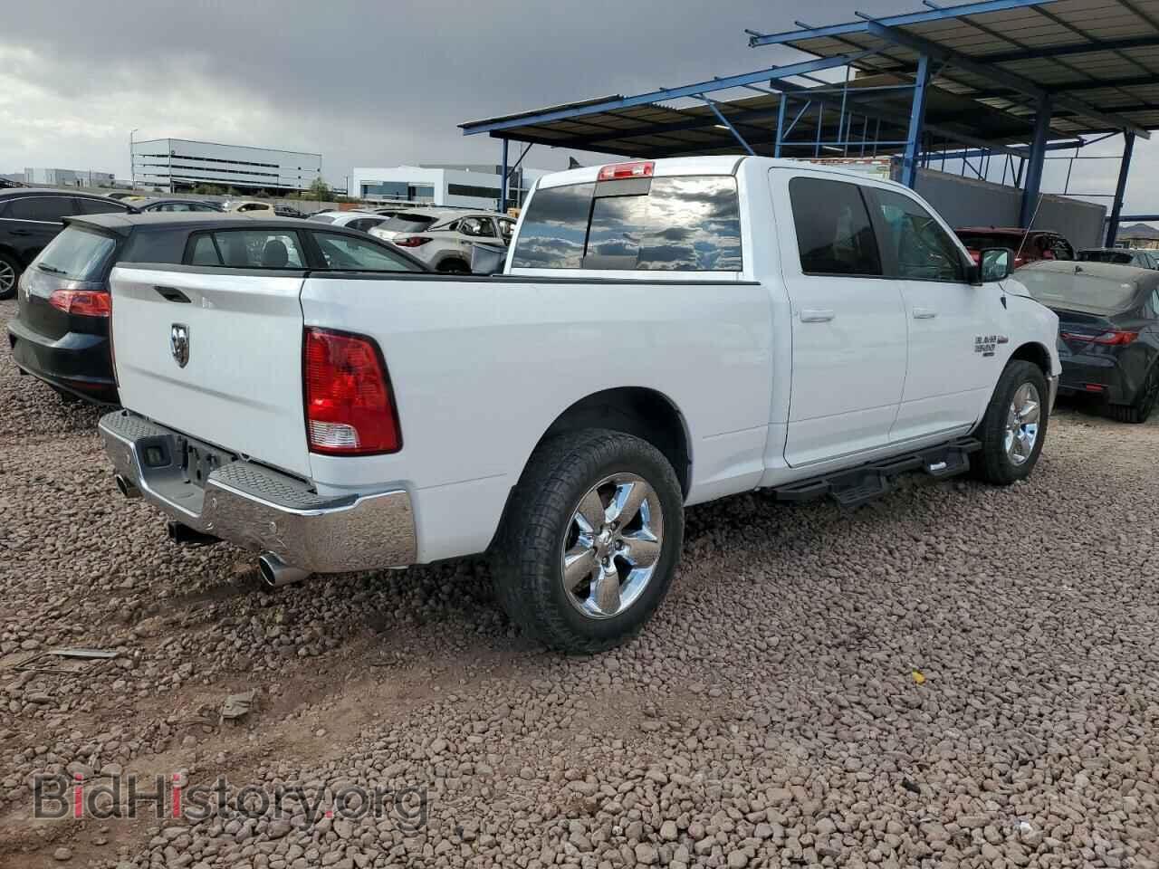 2019 RAM 1500 - VIN: 1C6RR6TT0KS572433 - Фото 3