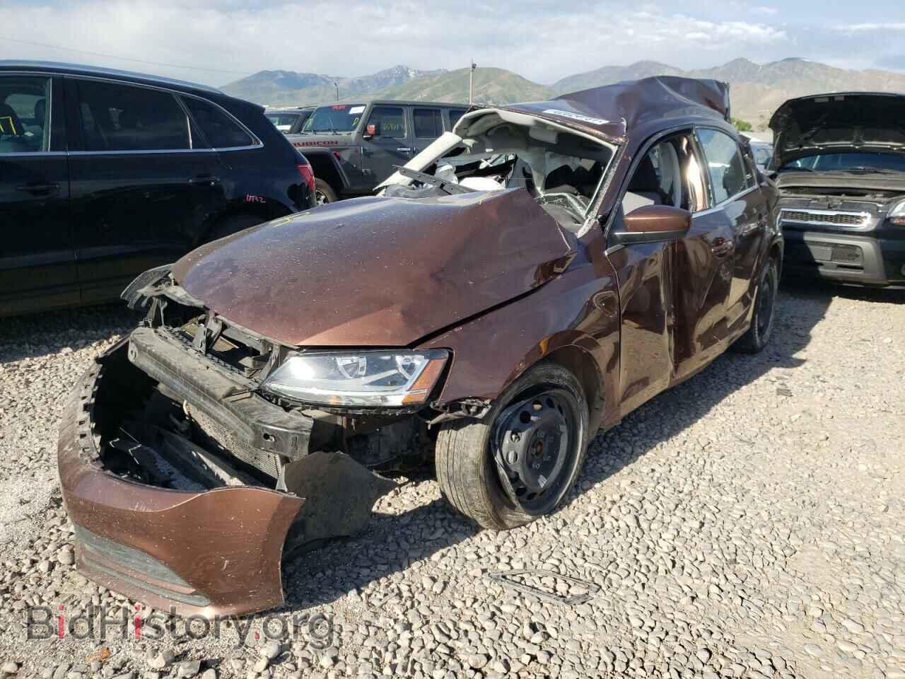 2017 VOLKSWAGEN JETTA - VIN: 3VW2B7AJ9HM391402 - Photo 2