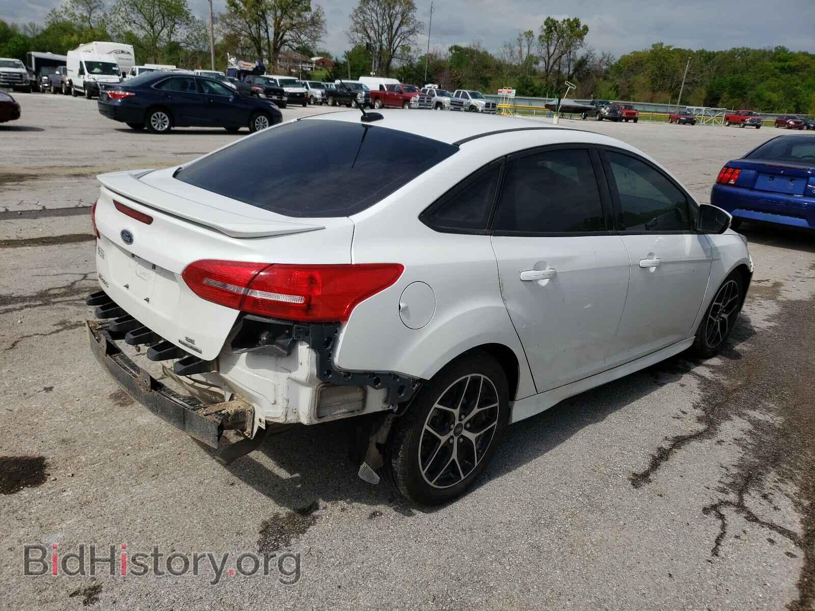 2016 FORD FOCUS - VIN: 1FADP3F23GL234039 - Photo 4