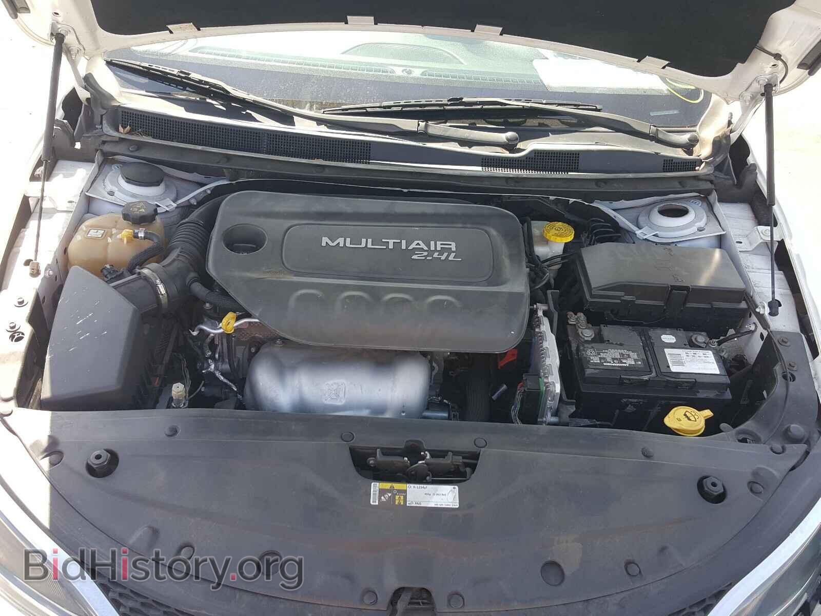 2016 CHRYSLER 200 - VIN: 1C3CCCAB2GN140588 - Фото 7
