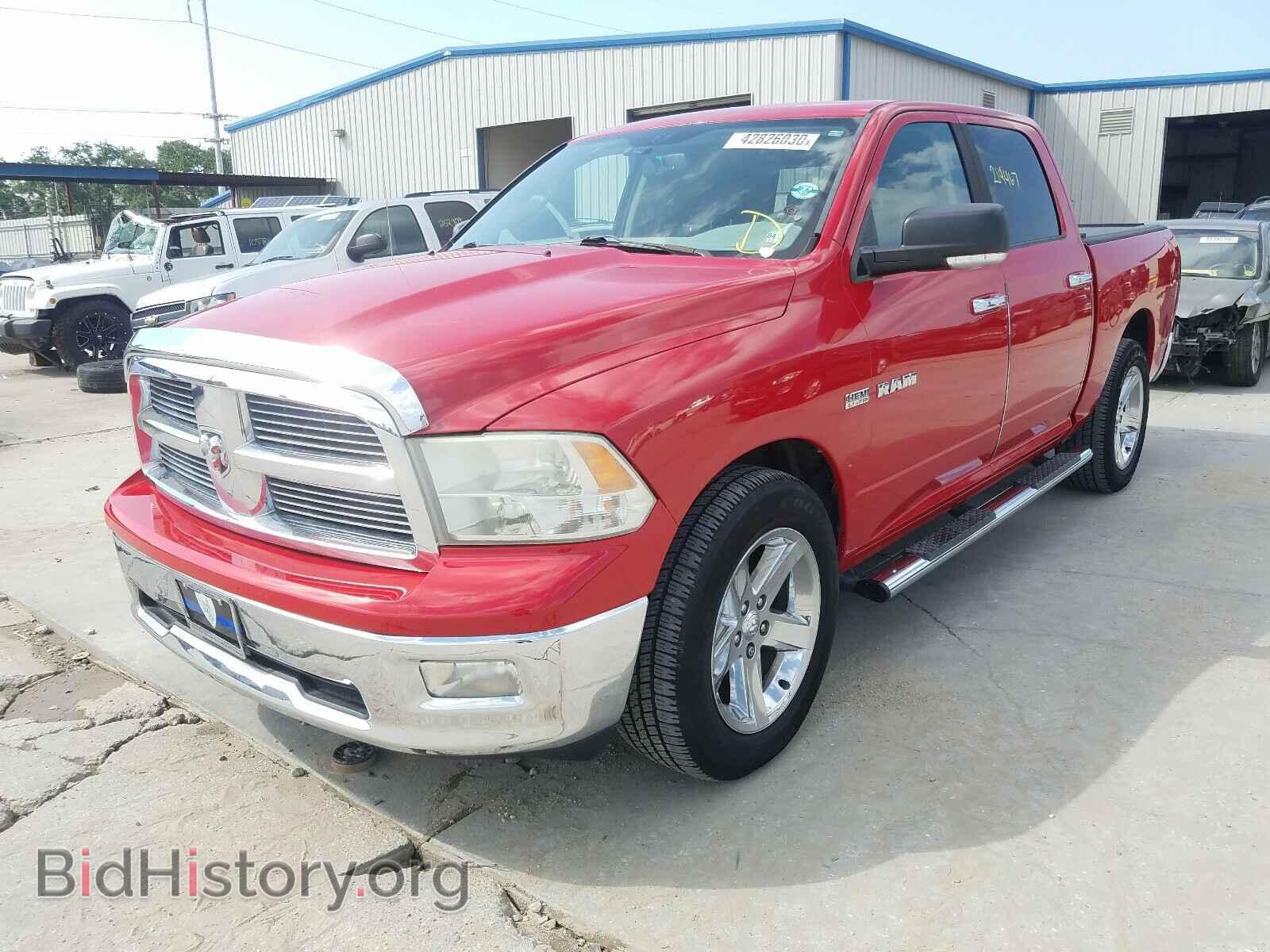 2010 DODGE RAM 1500 - VIN: 1D7RB1CT4AS163064 - Фото 2