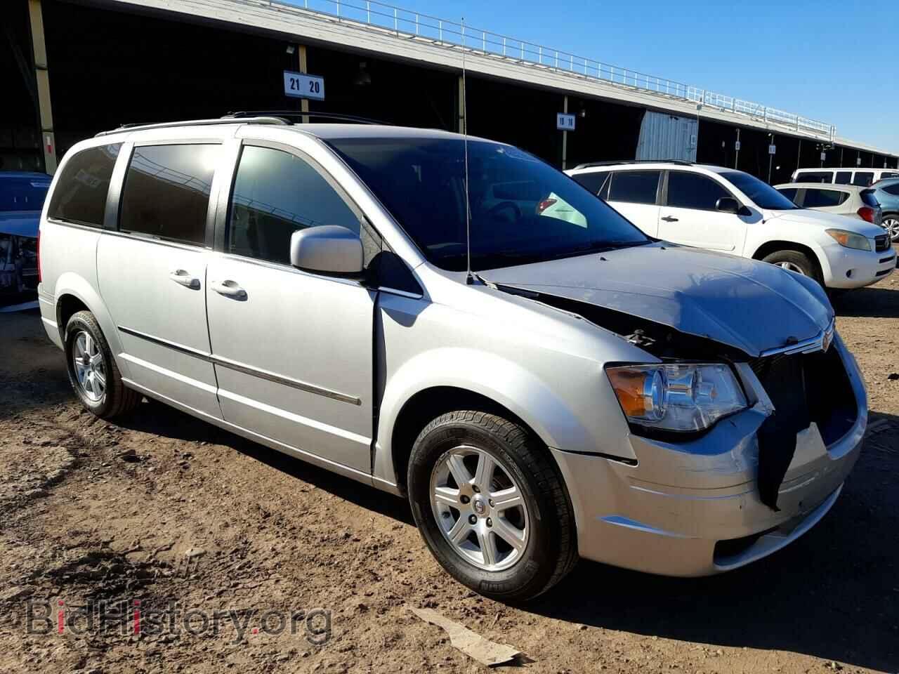 2009 CHRYSLER MINIVAN - VIN: 2A8HR54139R665513 - Фото 4