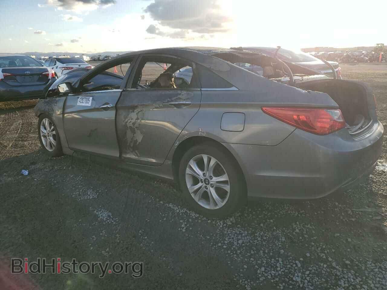2011 HYUNDAI SONATA - VIN: 5NPEC4AC5BH261448 - Фото 2