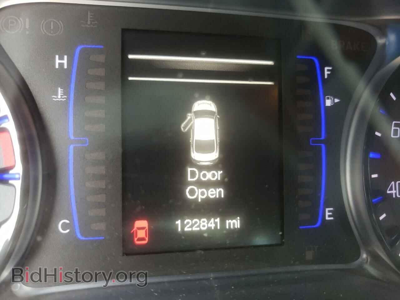 2015 CHRYSLER 200 - VIN: 1C3CCCBB3FN614299 - Фото 8