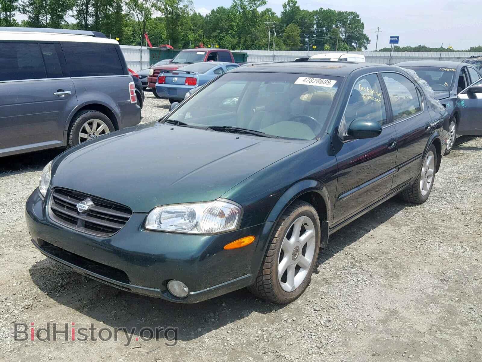 2000 NISSAN MAXIMA - VIN: JN1CA31A8YT010596 - Фото 2