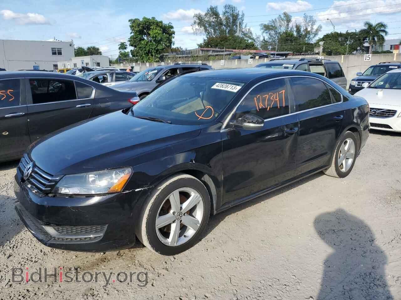 Photo 1VWBP7A30DC044653 - VOLKSWAGEN PASSAT 2013