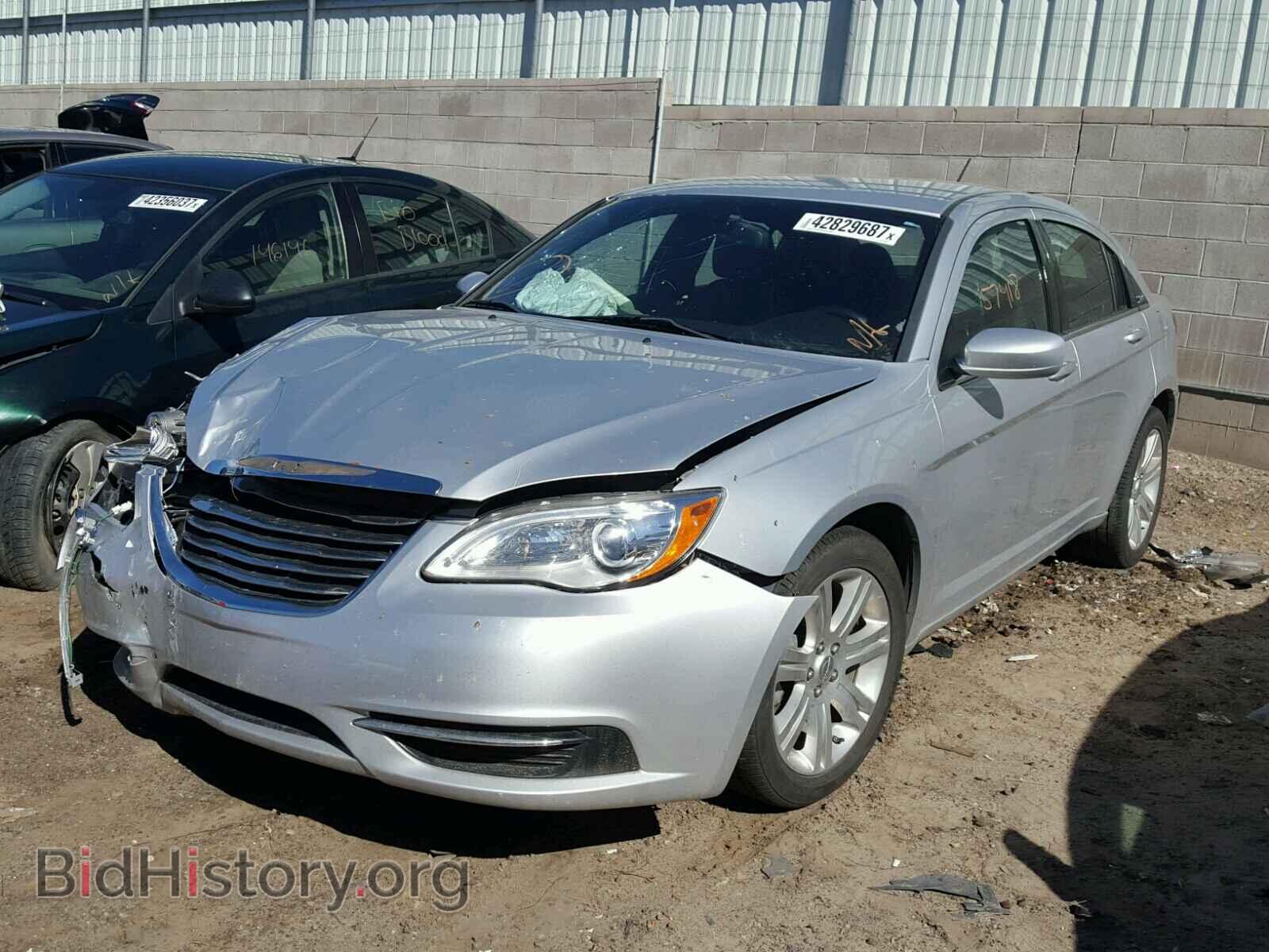2012 CHRYSLER 200 - VIN: 1C3CCBBB0CN299662 - Фото 2