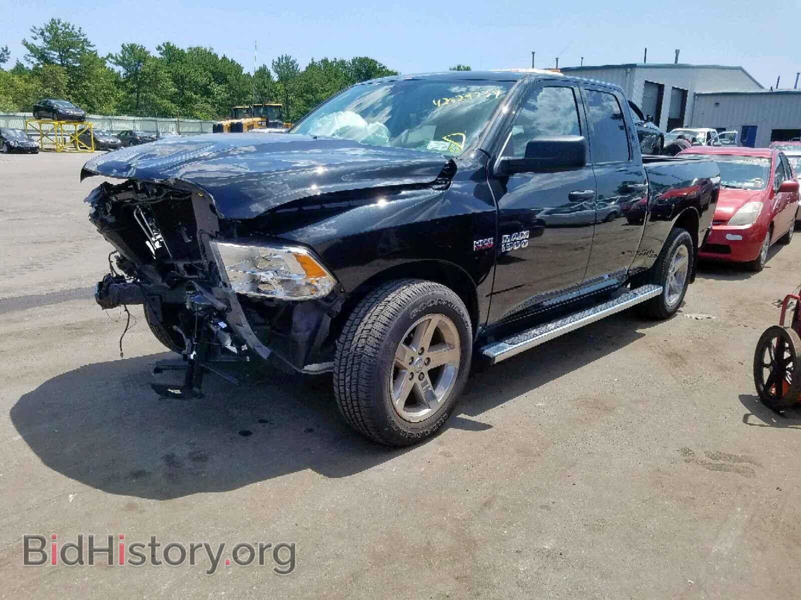 2018 RAM 1500 ST - VIN: 1C6RR7FT7JS215394 - Фото 2