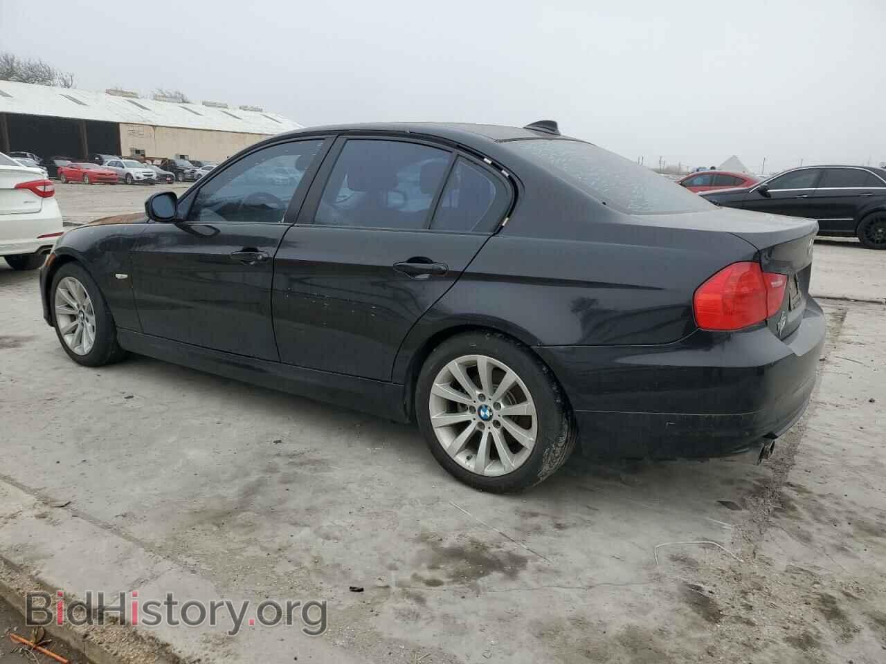 2011 BMW 3 SERIES - VIN: WBAPH7C55BE678981 - Фото 2