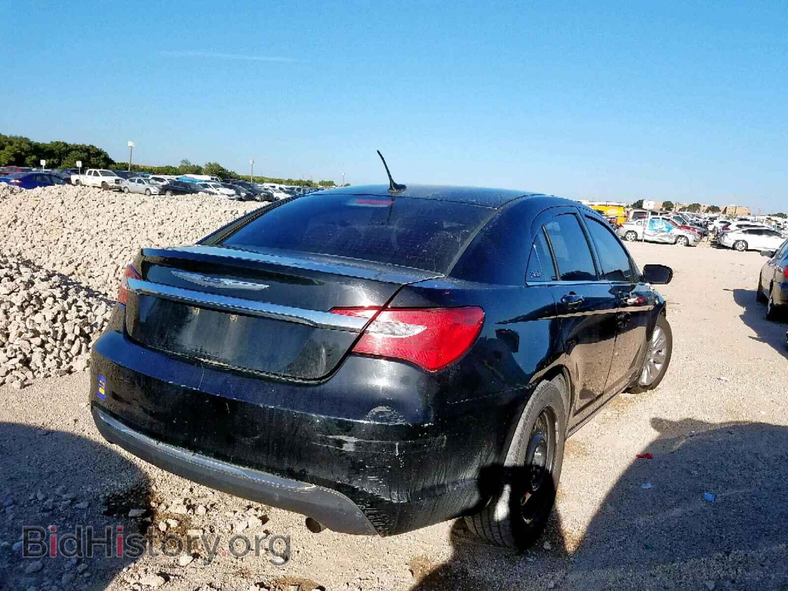 2014 CHRYSLER 200 - VIN: 1C3CCBABXEN140877 - Фото 4