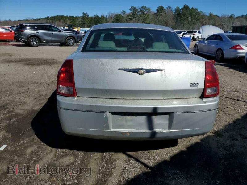 2007 Chrysler 300 (VIN 2C3LA53G47H766615) — фото 6 из 13