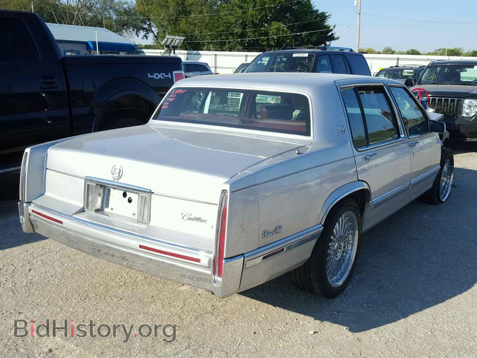 1993 CADILLAC DEVILLE - VIN: 1G6CD53BXP4327457 - Photo 4
