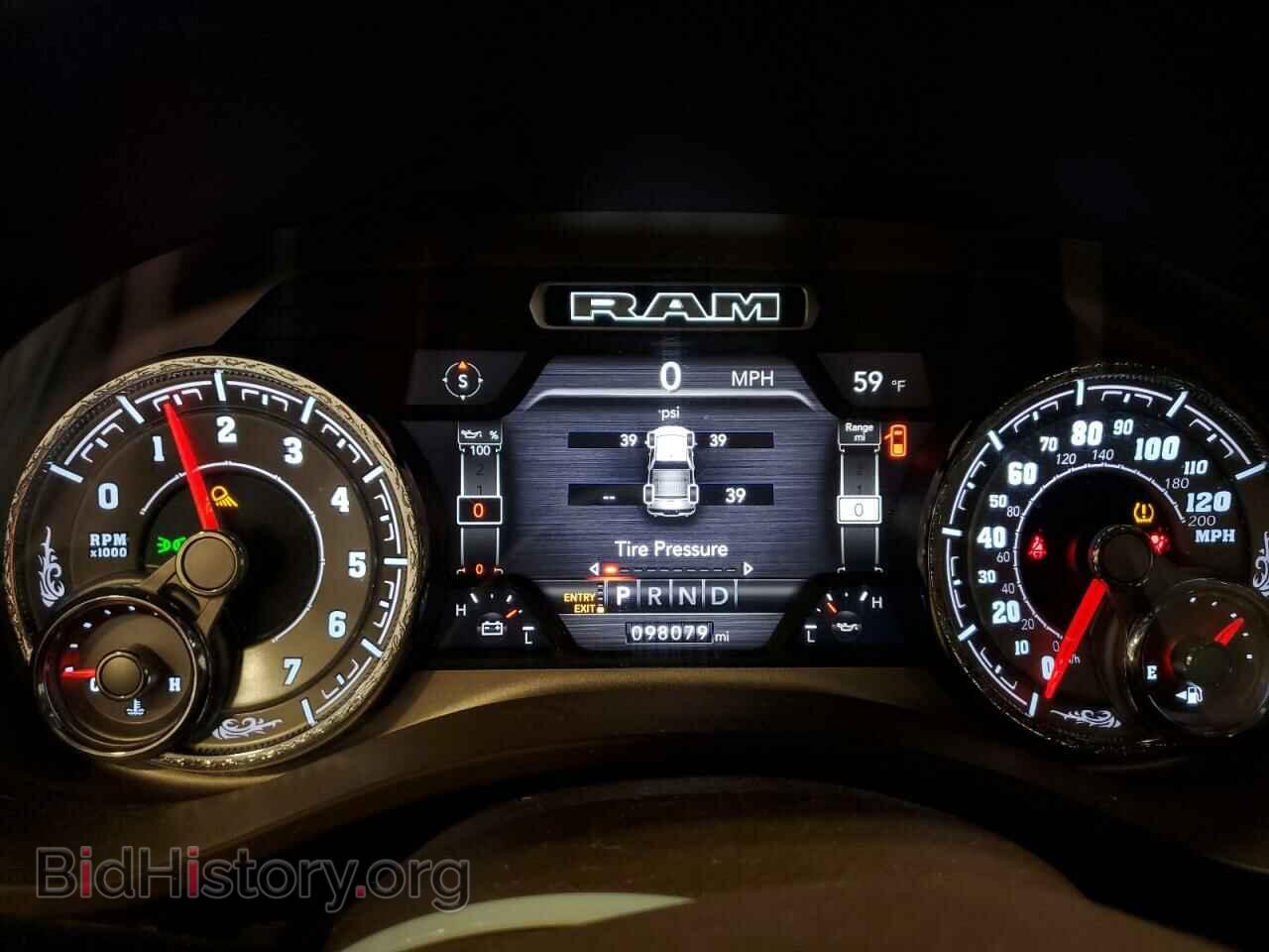 2019 RAM 1500 - VIN: 1C6SRFKT1KN501825 - Фото 9