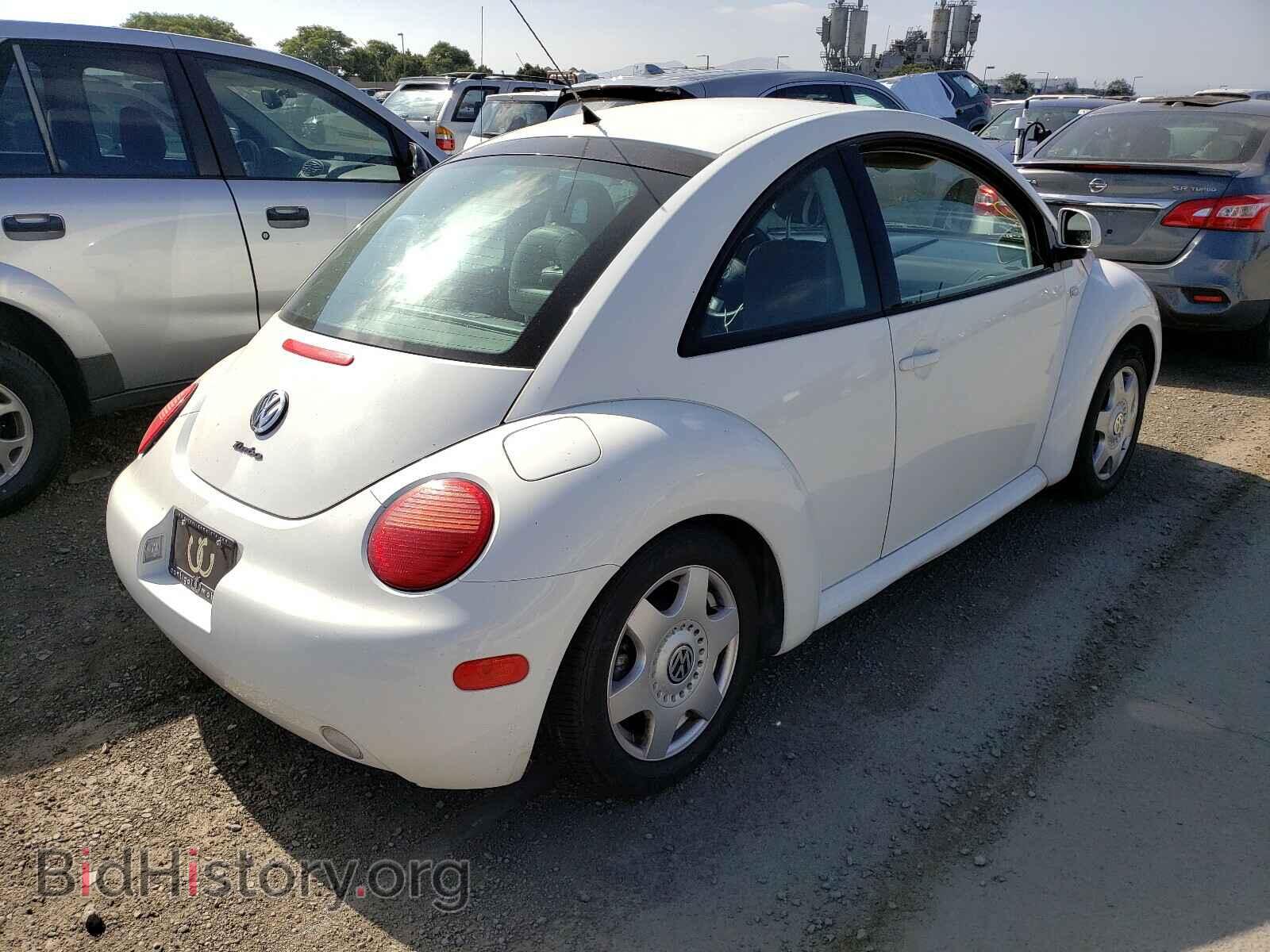 2000 VOLKSWAGEN BEETLE - VIN: 3VWCD21C0YM500073 - Фото 4