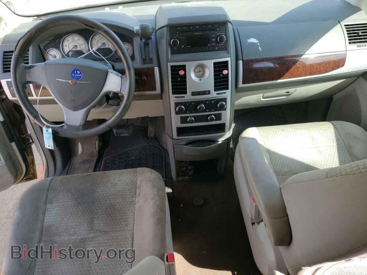 2009 CHRYSLER MINIVAN - VIN: 2A8HR54149R678822 - Фото 8