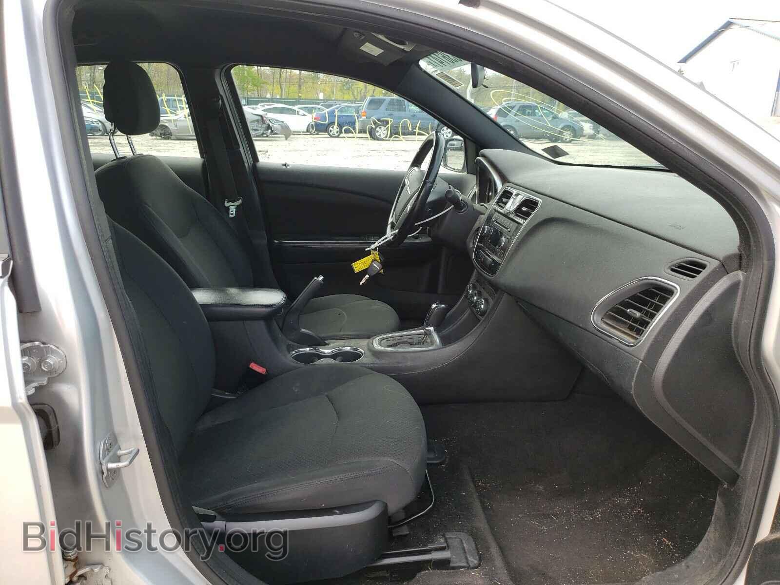 2011 CHRYSLER 200 - VIN: 1C3BC1FB7BN521628 - Фото 5