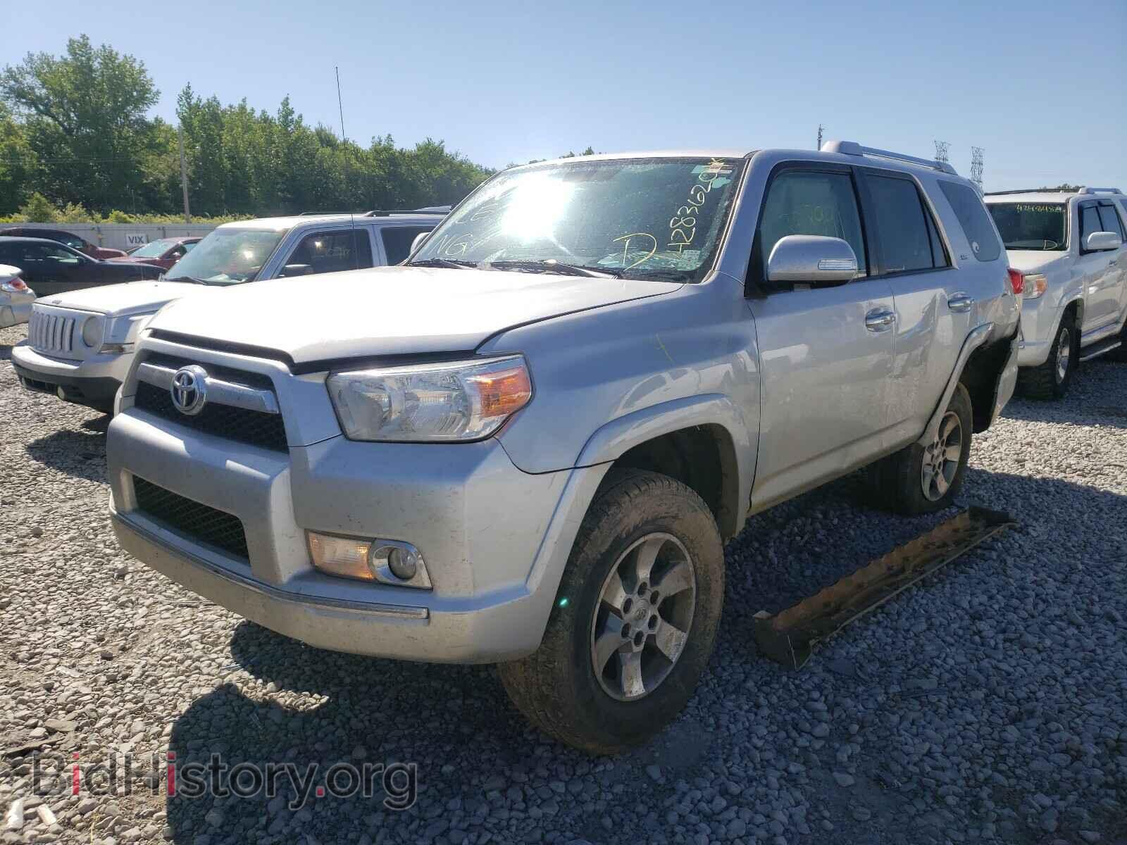 2011 TOYOTA 4RUNNER - VIN: JTEZU5JR3B5024560 - Фото 2