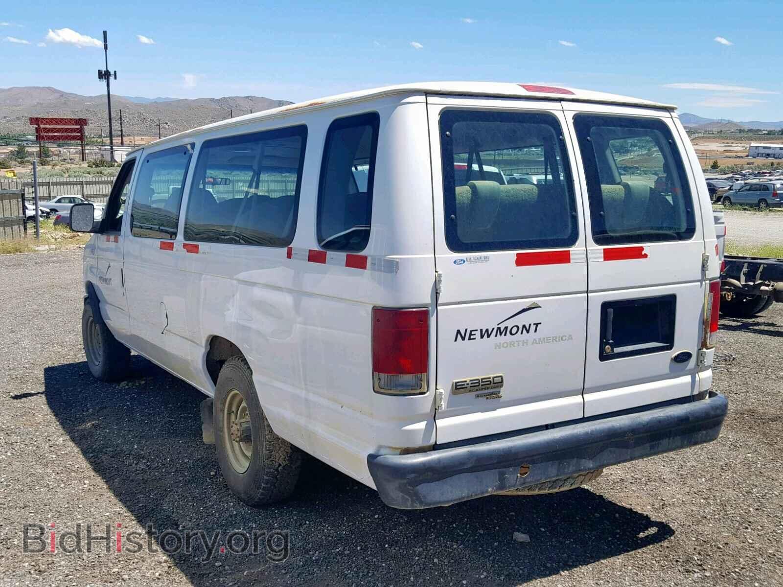 2008 FORD ECONOLINE - VIN: 1FBSS31LX8DB39493 - Фото 3