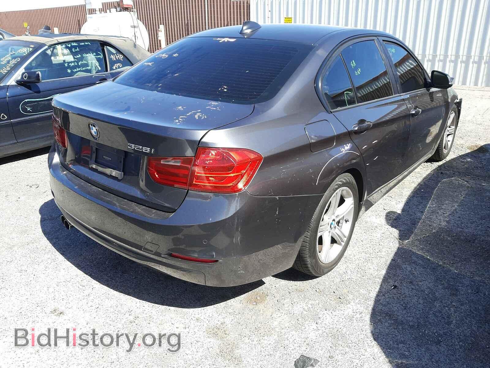 2013 BMW 3 SERIES - VIN: WBA3A5C56DF354409 - Фото 4