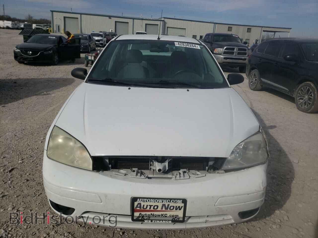 2007 FORD FOCUS - VIN: 1FAFP34N17W330501 - Фото 5