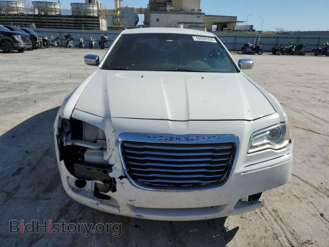 2011 CHRYSLER 300 - VIN: 2C3CA5CG2BH563103 - Фото 5