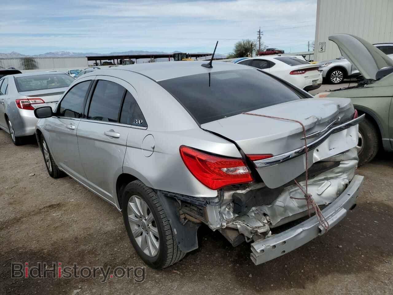 2012 CHRYSLER 200 - VIN: 1C3CCBBB2CN298626 - Фото 2
