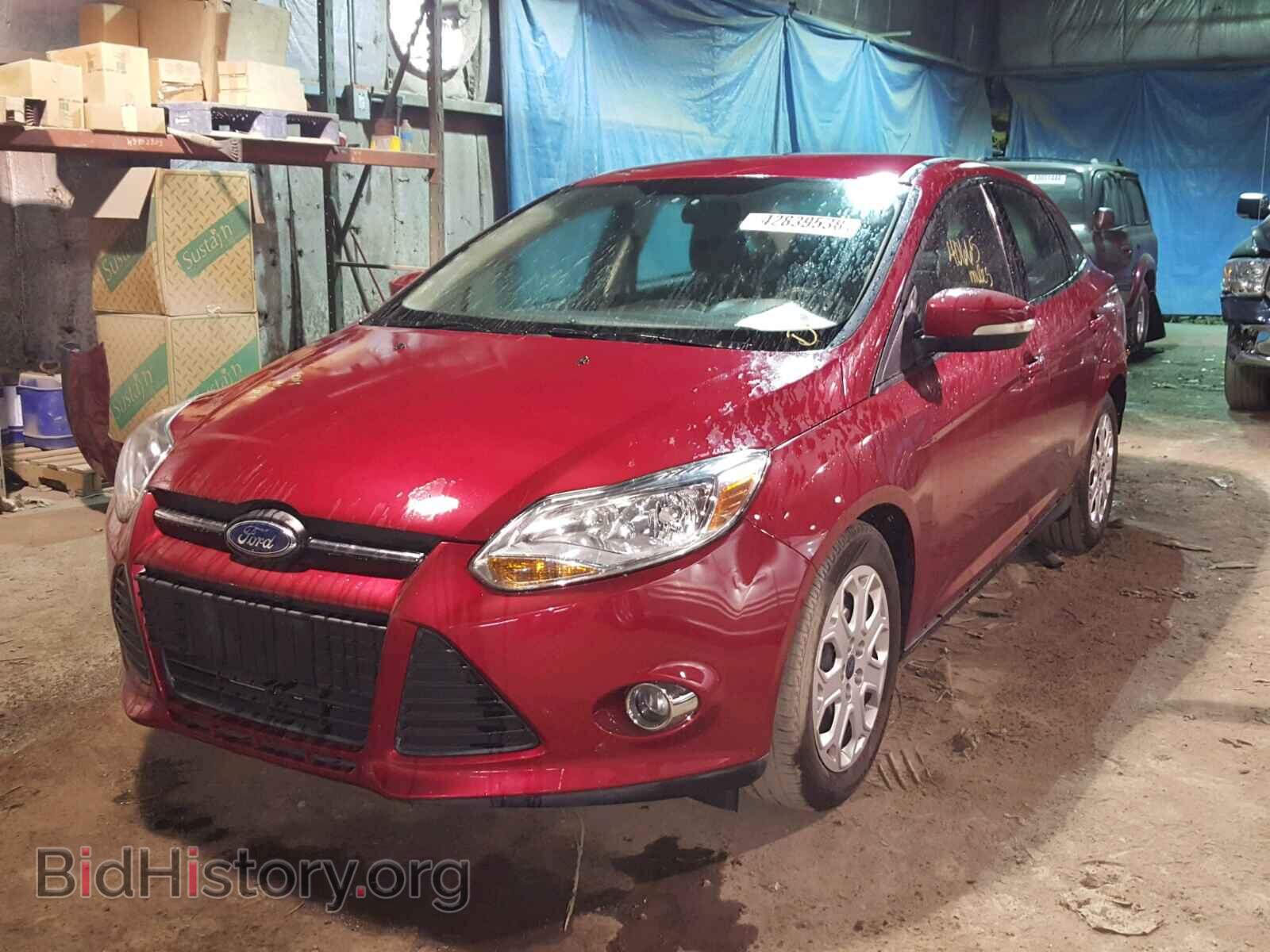 2012 Ford FOCUS (VIN 1FAHP3F25CL293413) — photo 2 of 10