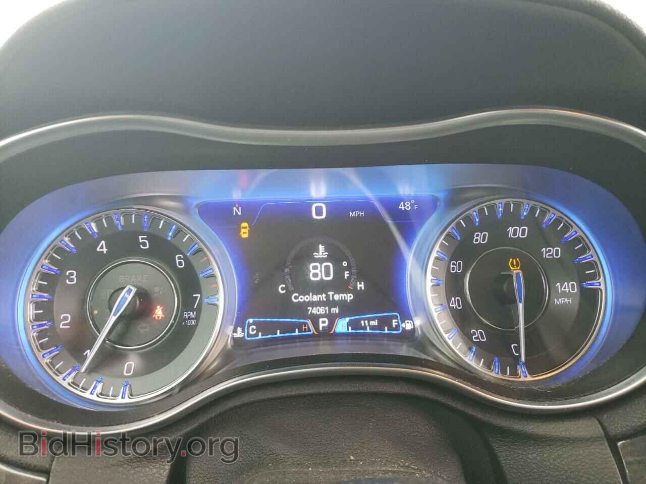 2019 CHRYSLER 300 - VIN: 2C3CCAEG2KH687226 - Фото 9