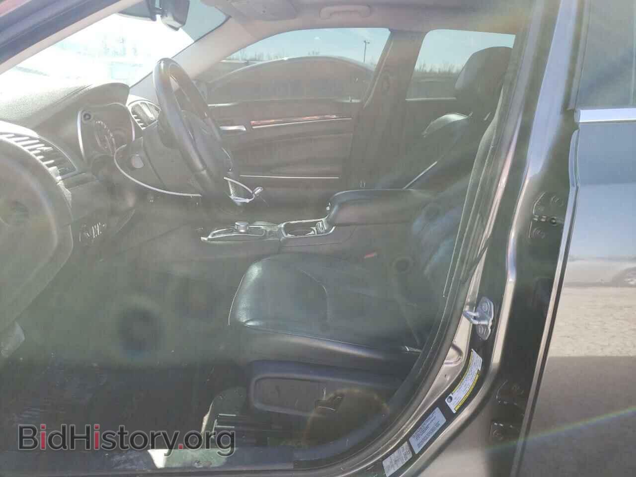 2016 CHRYSLER 300 - VIN: 2C3CCAKG2GH270233 - Фото 7