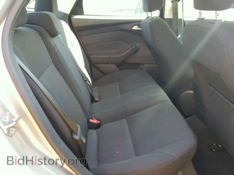 2015 Ford FOCUS (VIN 1FADP3F2XFL221335) — фото 6 из 10