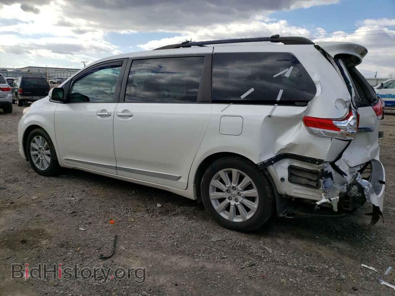 2013 TOYOTA All Models - VIN: 5TDYK3DC8DS323296 - Фото 2