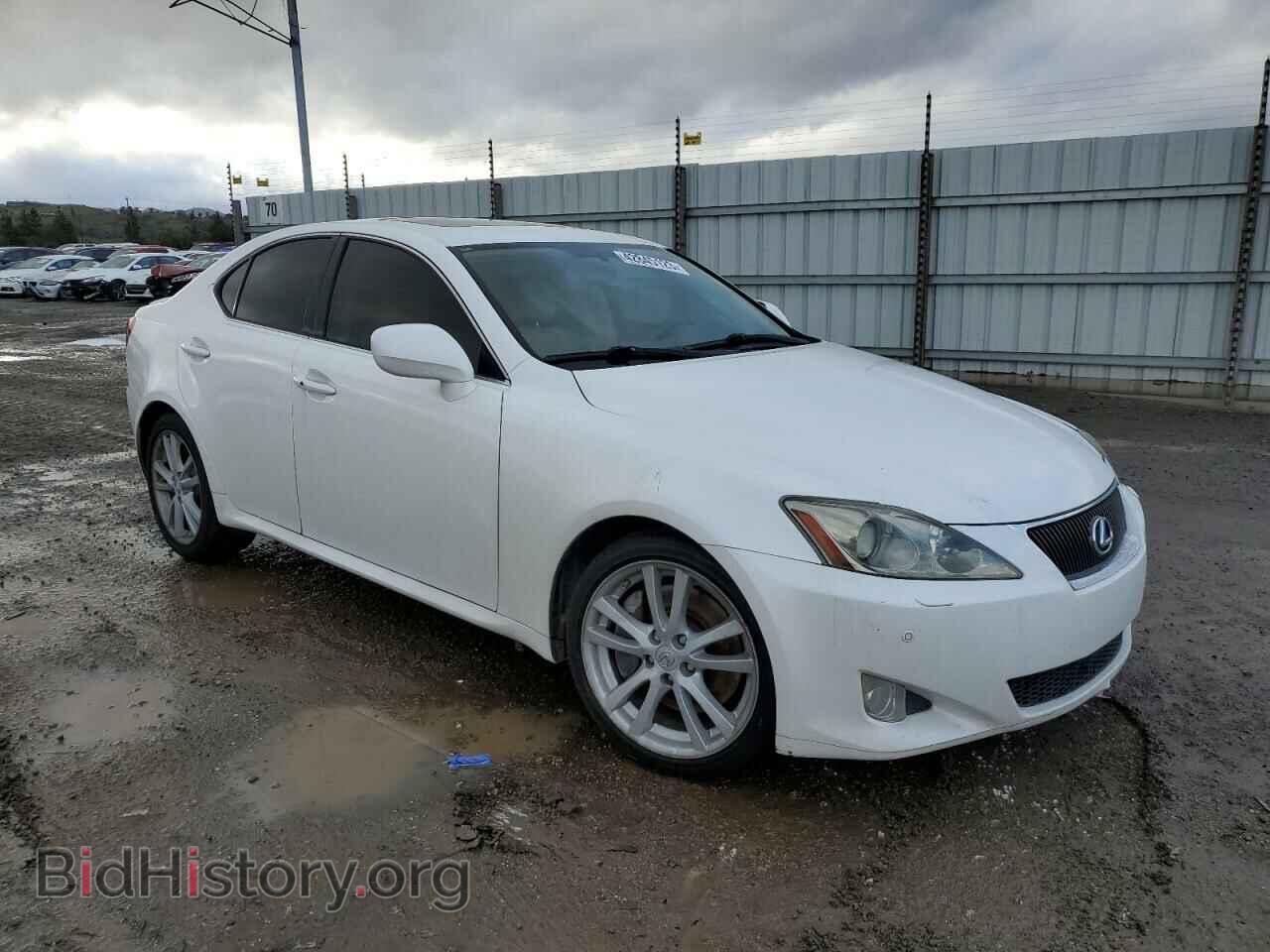 2007 LEXUS IS - VIN: JTHBE262472008503 - Photo 4